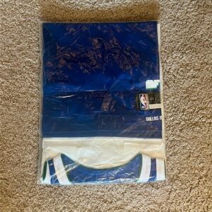 Luka Donic Authentic Blue Dallas Mavericks Jersey (Size 40)